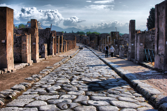 media/plg_solidres_experience/images/22ac3c5a5bf0b520d281c122d1490650/PompeiiVesuvius/Pompei-1.jpg